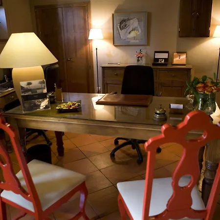 Hospederia De Santo Domingo Hotel