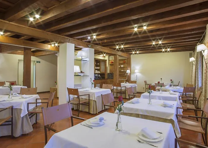 호텔 Hospederia De Santo Domingo 4*